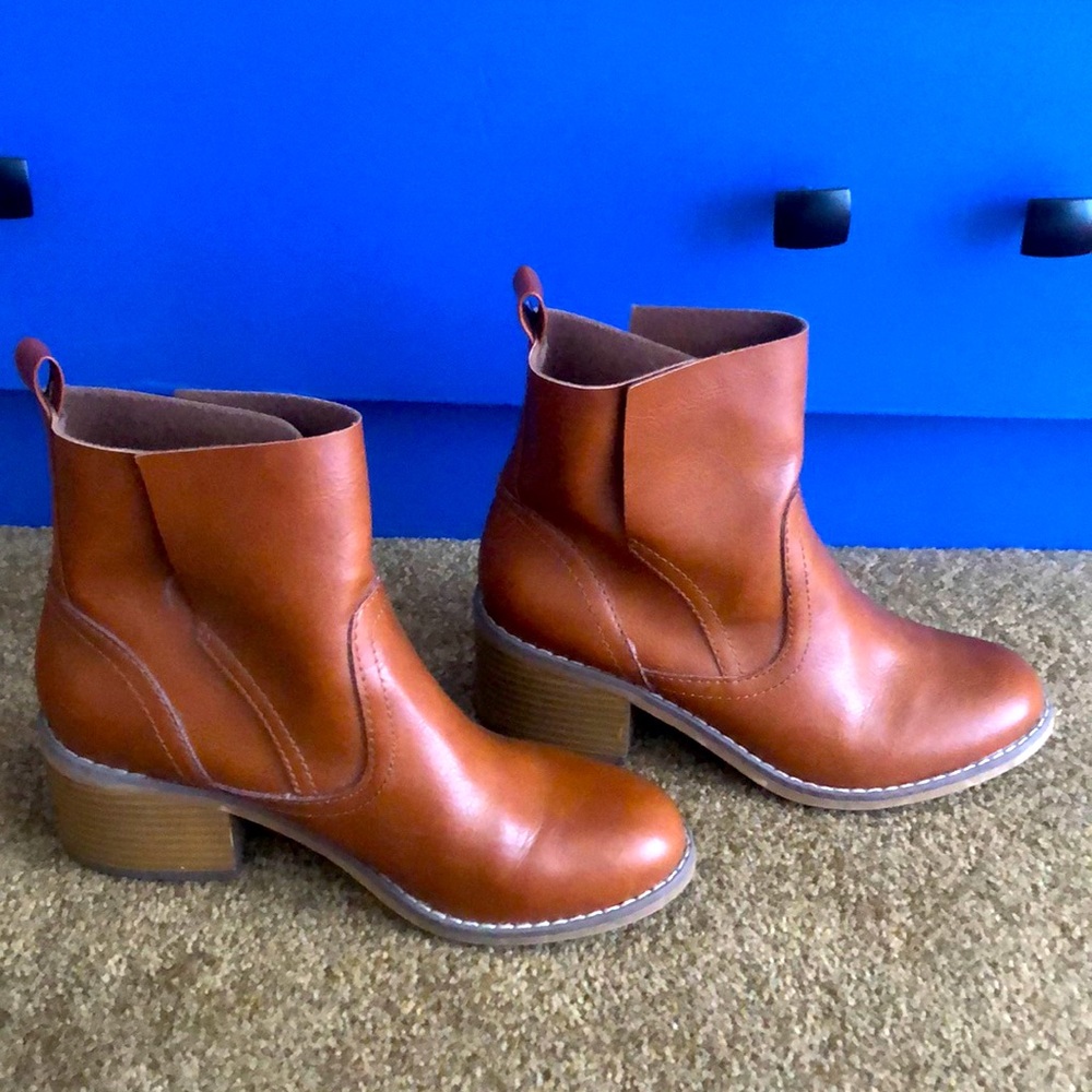 Awesome healed boot, super comfy